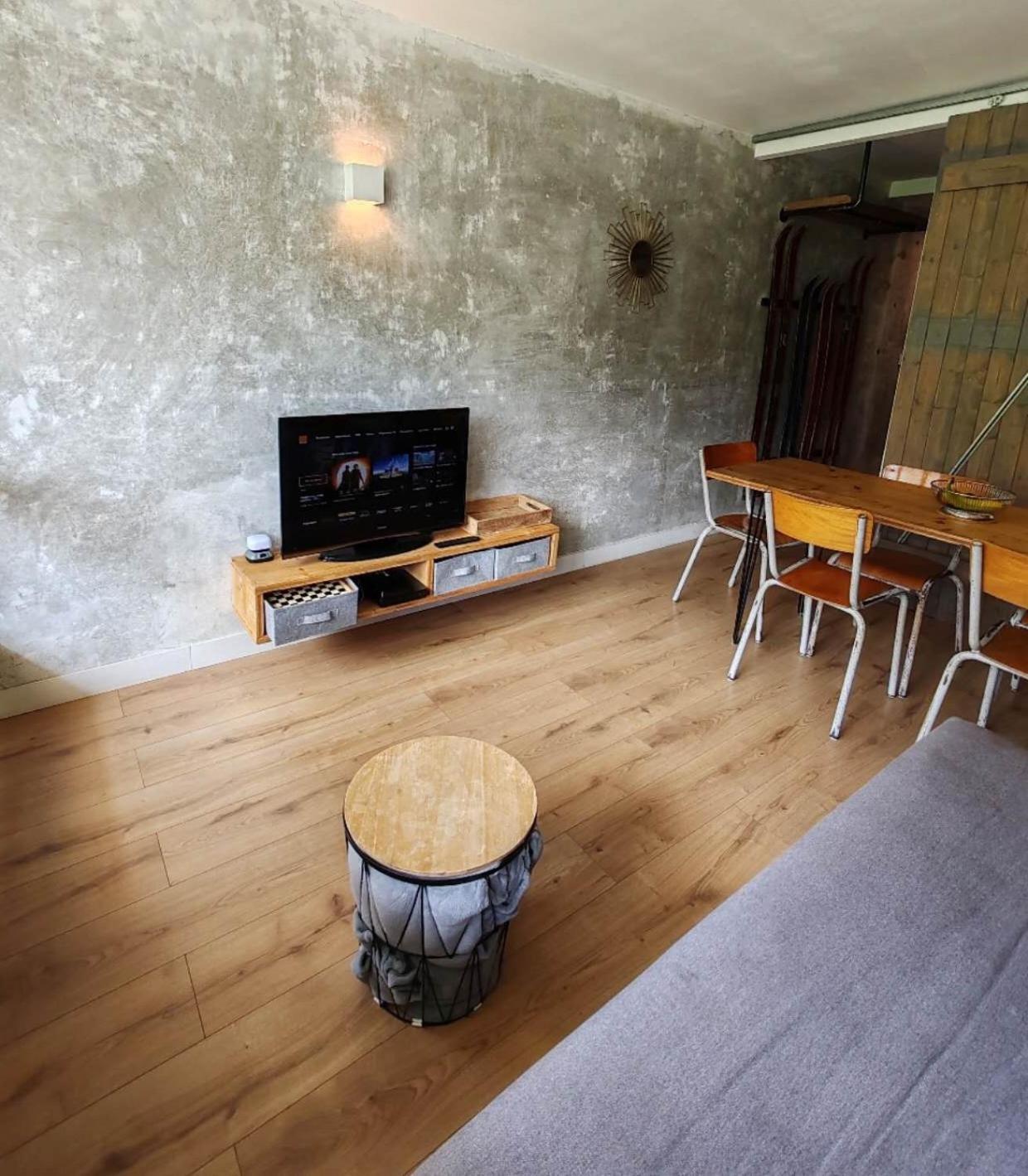 Apartmán Un Petit Nid Au Pied Des Pistes Bagnères-de-Bigorre Exteriér fotografie